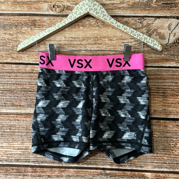 Victoria Secret Shorts - Picture 1 of 3